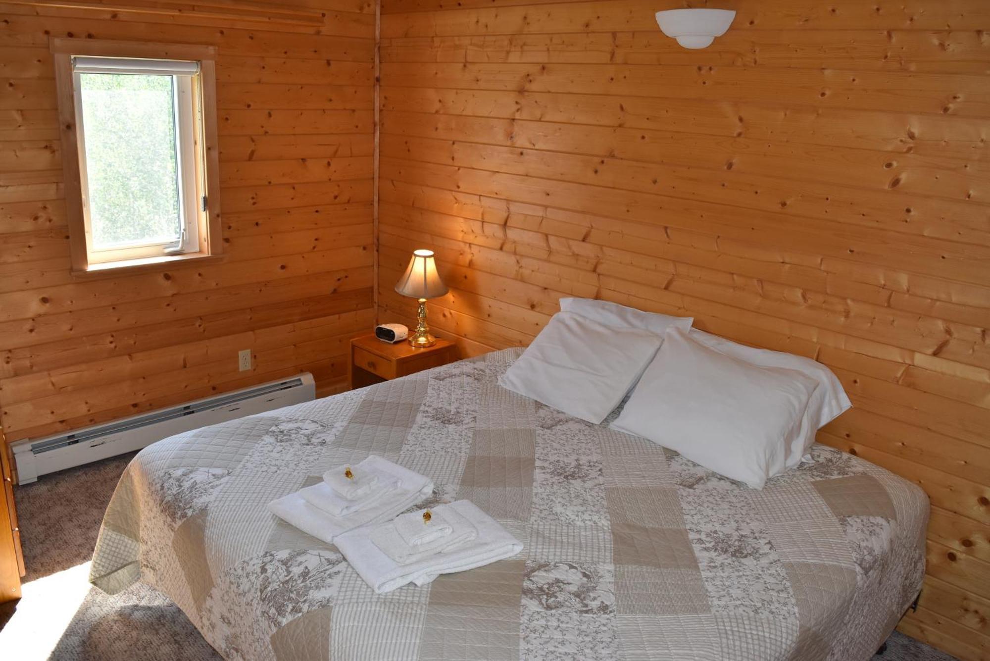 Sundog Retreat Hotel Whitehorse Szoba fotó